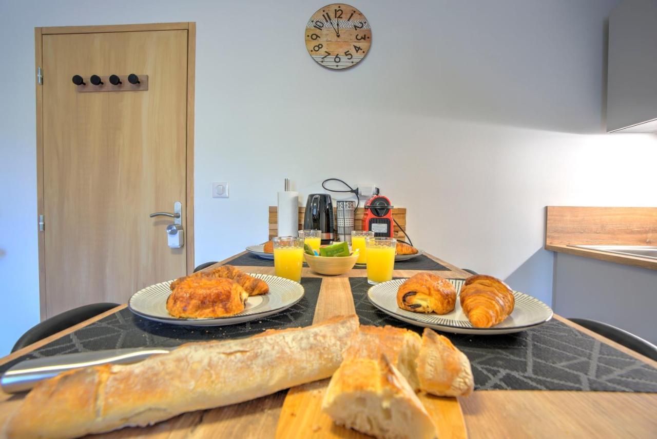 Le Sabot - Netflix/Wi-Fi Fibre/Terasse - 4 Pers Appartement Banassac Buitenkant foto